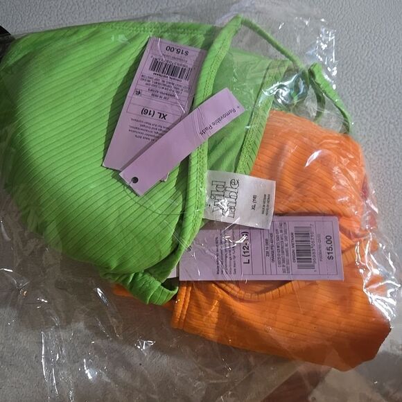 Lot Wild fable bikini tops Large & extra Large bottom  new with tags - Picture 2 of 8